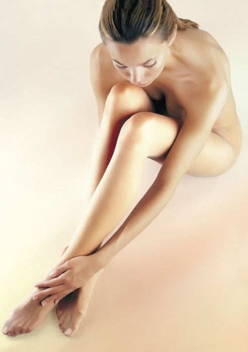 Invisible tights by Cecilia de Rafael