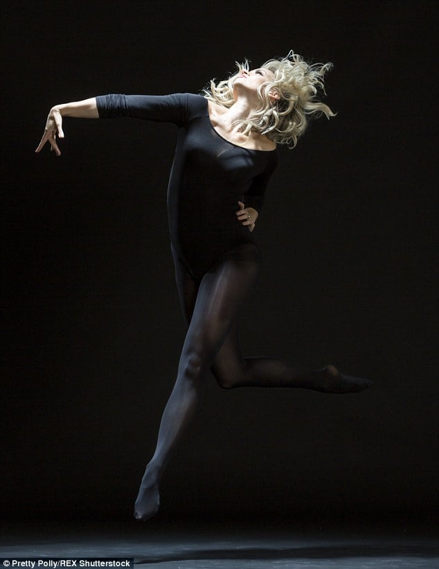 Kimberly Wyatt Pretty Polly 3D jumps