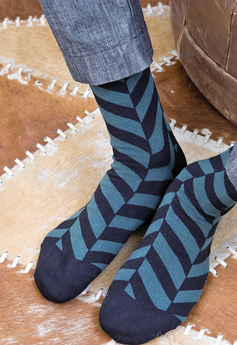 Bonnie Doon Men's Parallelogram Socks SideZoom 2