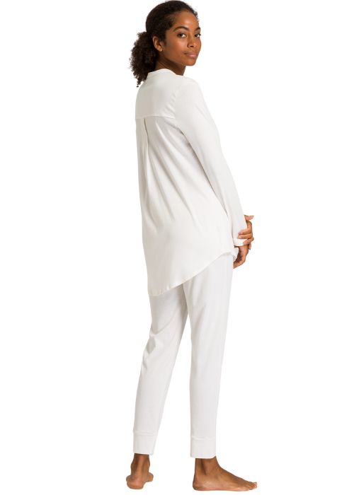 Hanro Pure Essence Long Sleeved Pyjama Set SideZoom 2