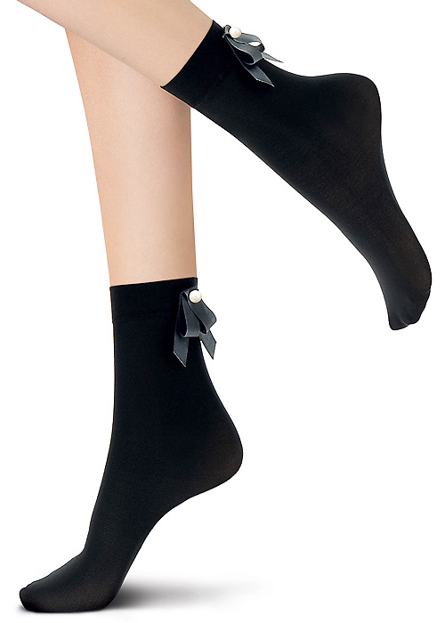 Oroblu Abstract Embellished Pearl Bow Socks SideZoom 2
