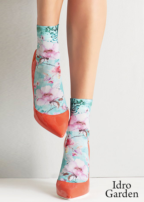 Oroblu Cristelle Floral Socks SideZoom 2