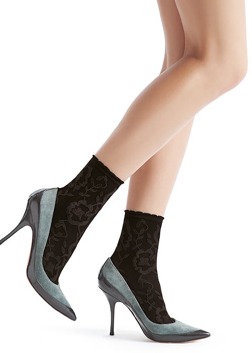 Oroblu Lorelie Lace Ankle Highs SideZoom 3