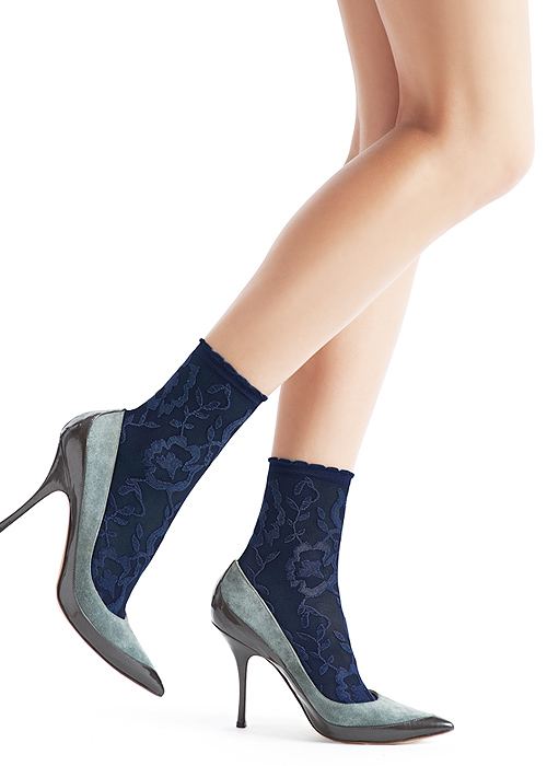 Oroblu Lorelie Lace Ankle Highs SideZoom 2