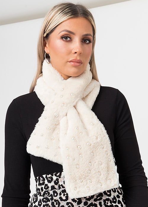 Pia Rossini Josephine Fur Scarf image
