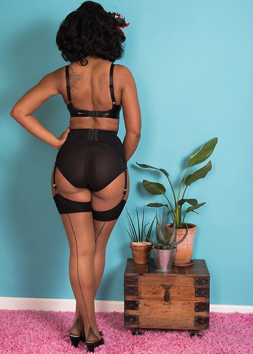 What Katie Did Glamour Contrast Seamed Stockings Nutmeg Black