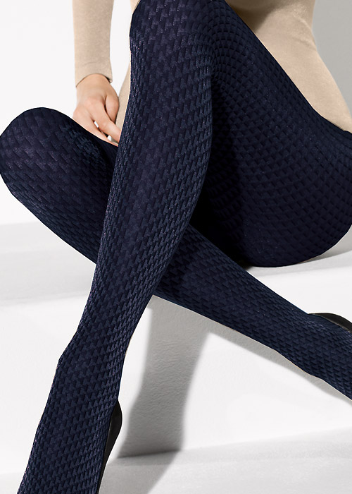 Wolford Brit Tights SideZoom 2