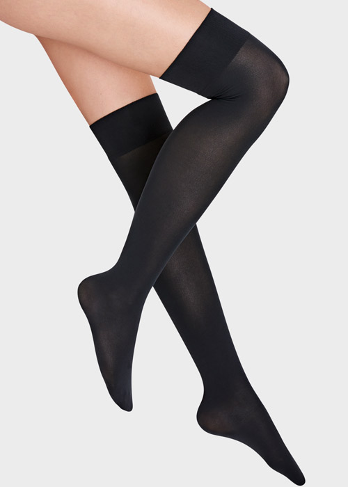 Wolford Velvet 80 Over The Knee SideZoom 3