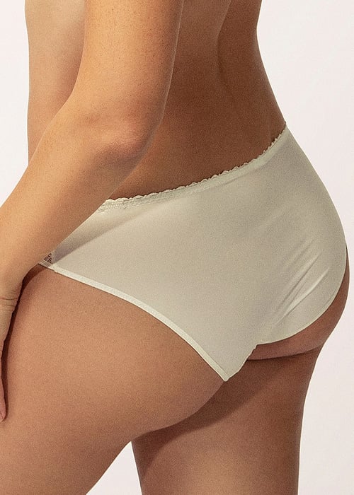Empreinte Romy Brief image