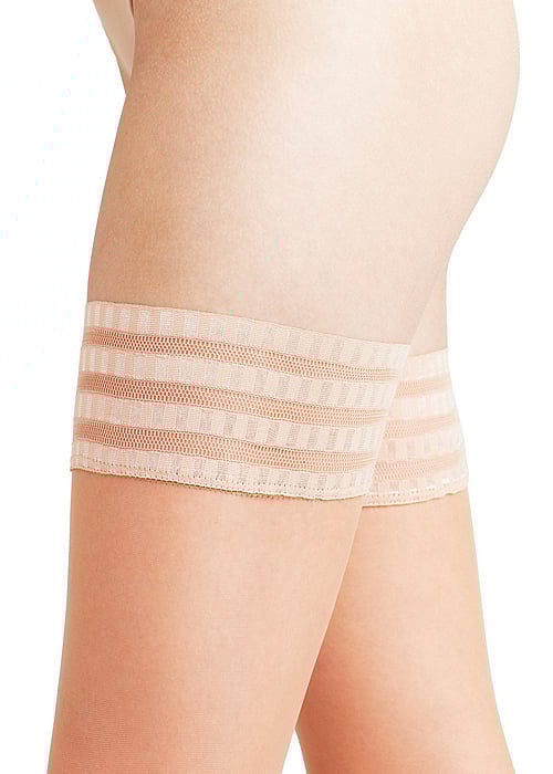 Falke Pure Matt 20 Denier Three Ring Hold Ups SideZoom 3