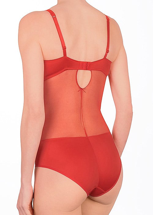 Felina Conturelle Poetry Body image
