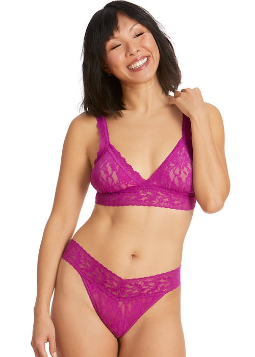 Hanky Panky Signature Seasonal Lace Original Rise Thong SideZoom 4