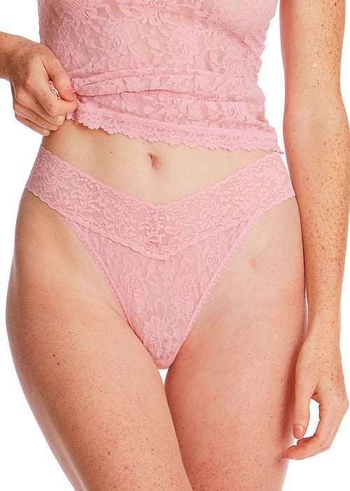 Hanky Panky Signature Seasonal Lace Original Rise Thong SideZoom 3