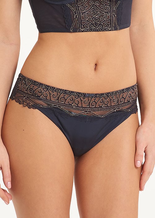 LingaDore La-Regina Thong image