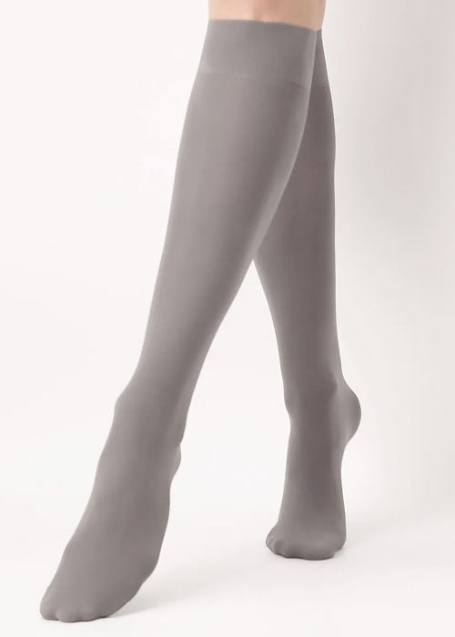 Oroblu All Colours 50 Knee Highs image