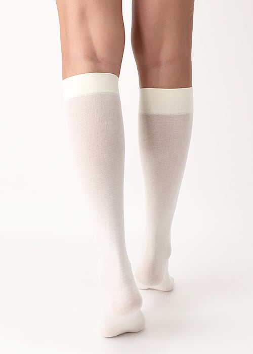 Oroblu All Colours Cotton Knee Highs SideZoom 2