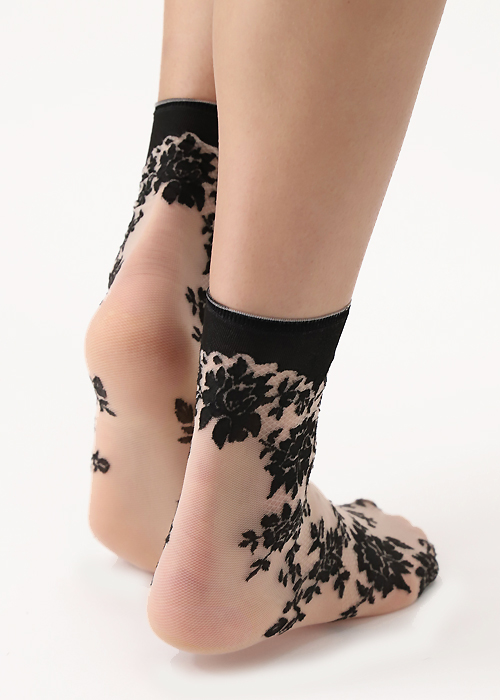 Oroblu Romantic Graceful Socks SideZoom 3