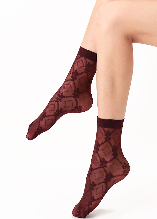 Oroblu Romantic Rich Lace Ankle High image