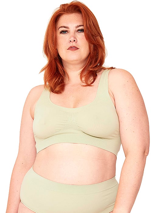 Pamela Mann Curvy Seam Free Comfort Bra SideZoom 4