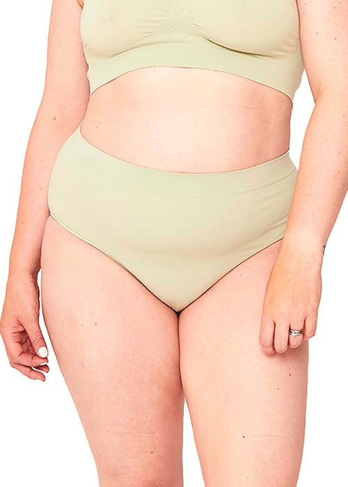 Pamela Mann Curvy Seam Free Comfort Brief SideZoom 2