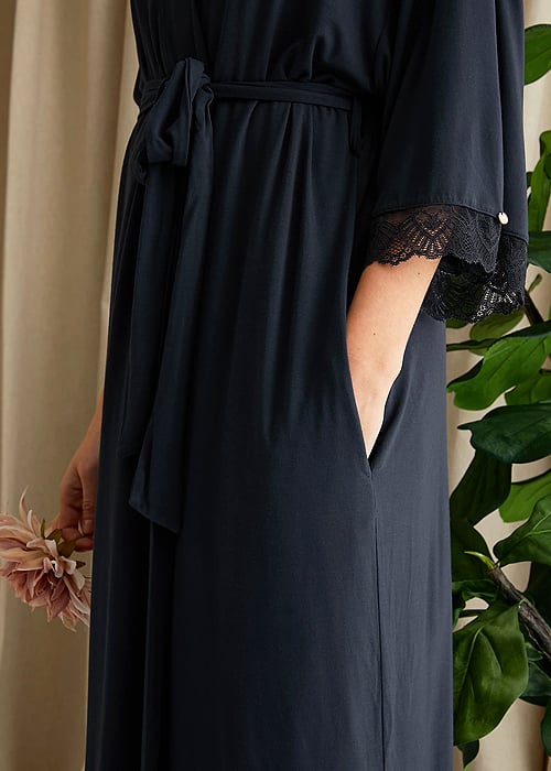 Pretty You London Bamboo Lace Raven Kimono image