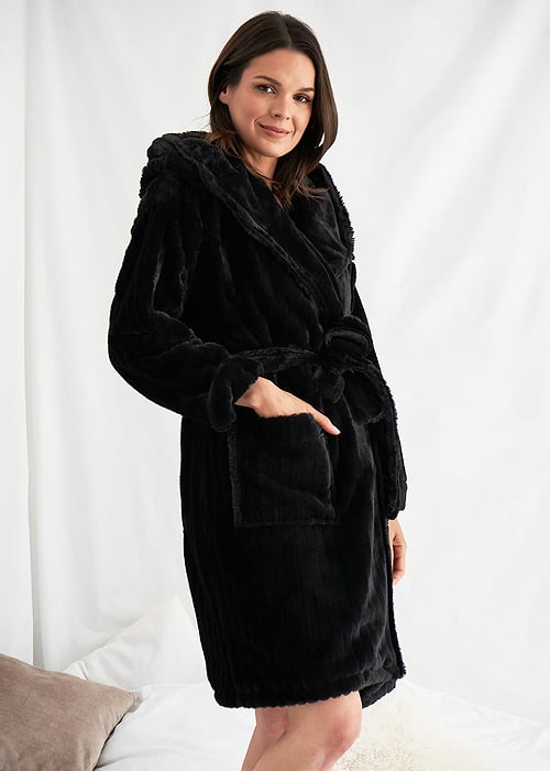 Pretty You London Black Cloud Robe