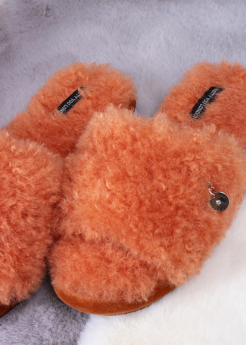 Pretty You London Candy Spice Slippers SideZoom 4