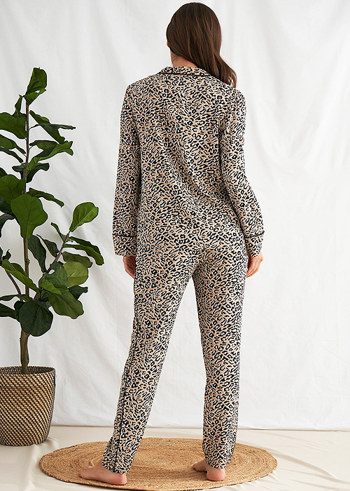 Pretty You London Cheetah Pyjama Set SideZoom 4