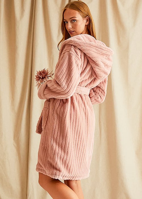 Pretty You London Dusky Pink Cloud Robe SideZoom 2