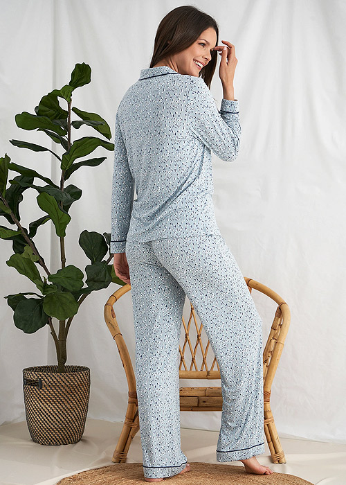 Pretty You London Heart Splash Bamboo Pyjama Set SideZoom 3