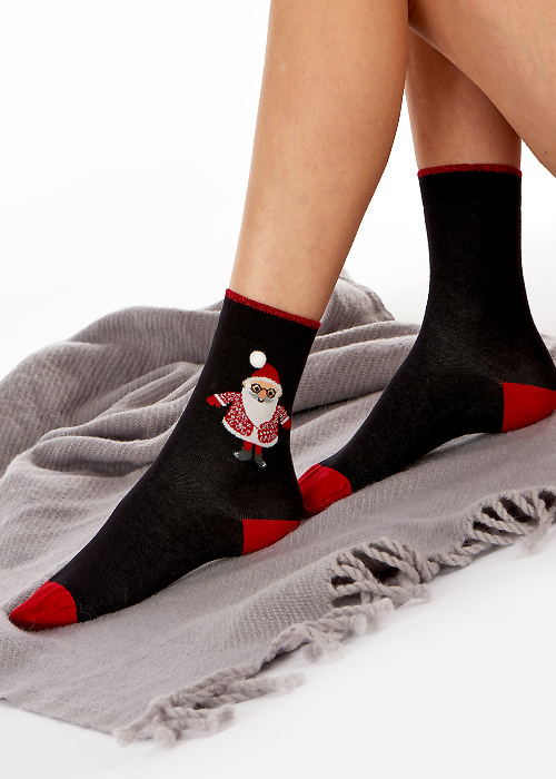 Pretty Polly Santa Socks SideZoom 1