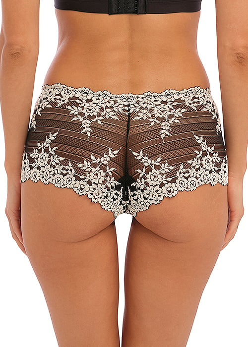 Wacoal Embrace Lace Boyshort SideZoom 2