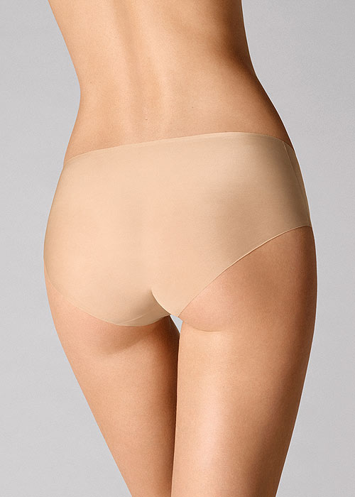 Wolford Skin Panty SideZoom 2