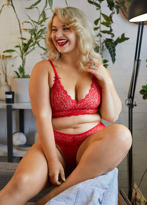 Wolf And Whistle Ariana Red Everyday Lace Brief SideZoom 4